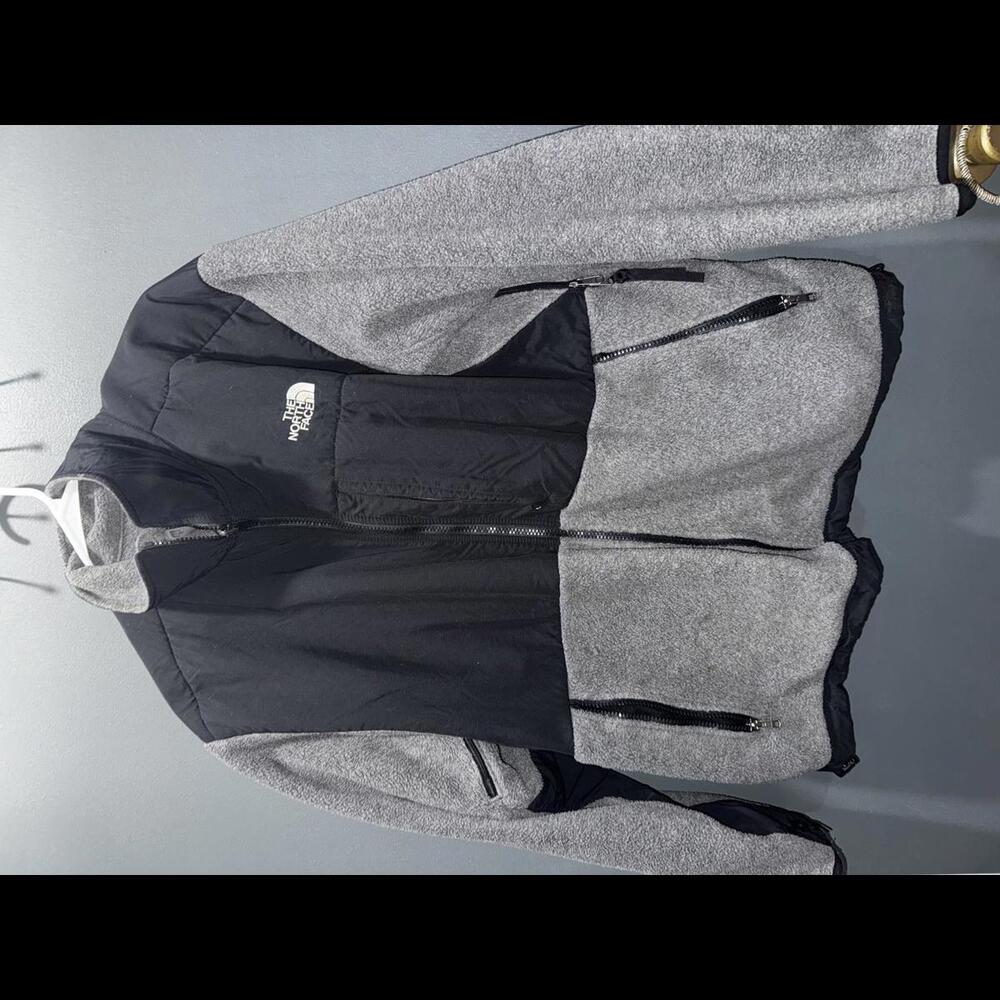 The North Face Fleece Jacket - Large Black and Gray